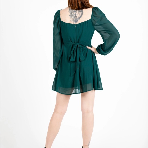 Dress Size Small - Picture 5 of 6